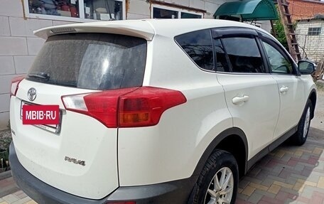 Toyota RAV4, 2014 год, 2 250 000 рублей, 3 фотография