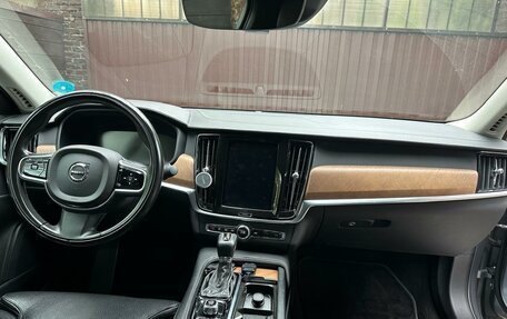 Volvo S90 II рестайлинг, 2019 год, 3 250 000 рублей, 3 фотография