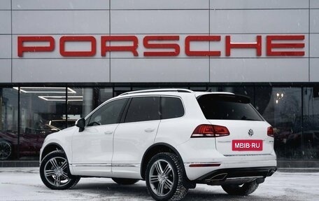 Volkswagen Touareg III, 2017 год, 3 770 000 рублей, 3 фотография