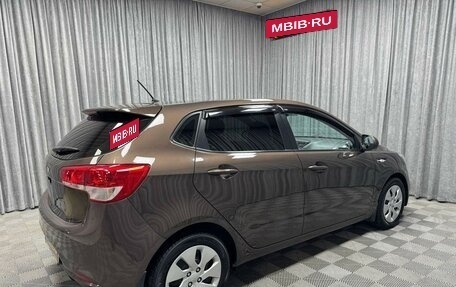 KIA Rio III рестайлинг, 2015 год, 1 100 000 рублей, 18 фотография