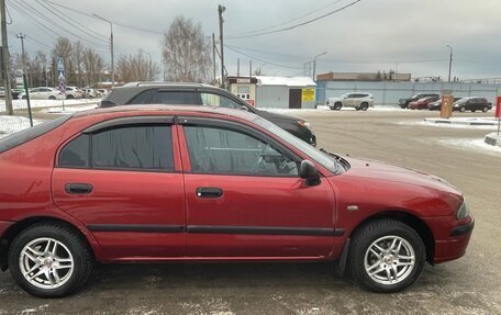 Mitsubishi Carisma I, 2000 год, 250 000 рублей, 2 фотография