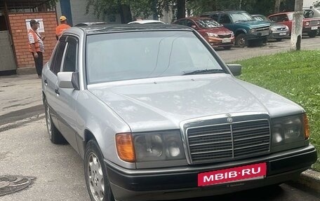 Mercedes-Benz W124, 1989 год, 600 000 рублей, 3 фотография