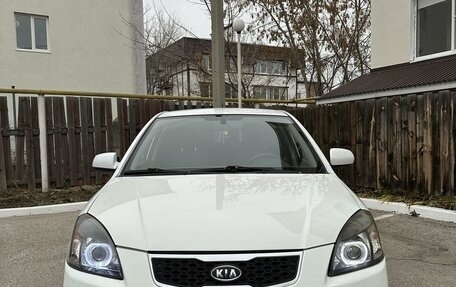 KIA Rio II, 2011 год, 650 000 рублей, 10 фотография