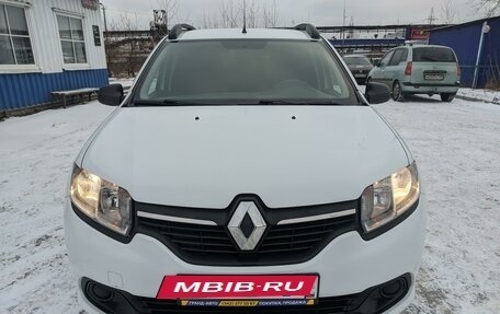 Renault Logan II, 2017 год, 749 000 рублей, 2 фотография