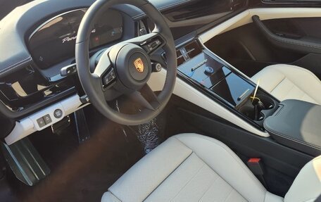 Porsche Panamera, 2024 год, 19 990 000 рублей, 7 фотография