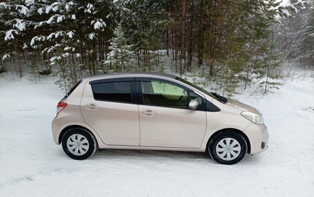 Toyota Vitz, 2012 год, 870 000 рублей, 13 фотография