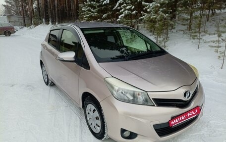 Toyota Vitz, 2012 год, 870 000 рублей, 14 фотография