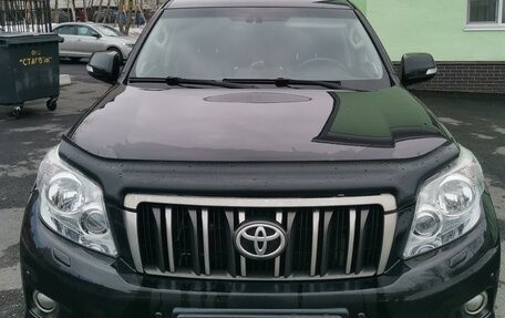 Toyota Land Cruiser Prado 150 рестайлинг 2, 2013 год, 2 500 000 рублей, 9 фотография