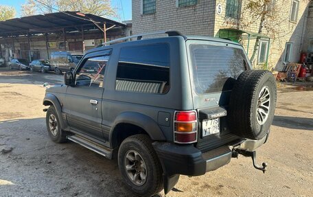 Mitsubishi Pajero III рестайлинг, 1992 год, 250 000 рублей, 16 фотография