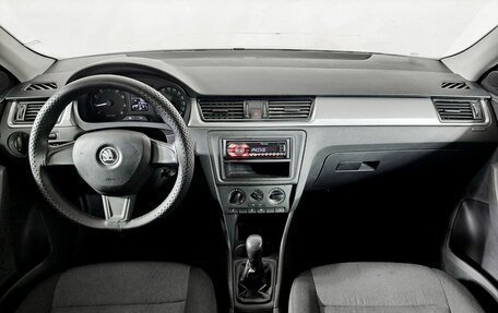 Skoda Rapid I, 2015 год, 932 000 рублей, 14 фотография