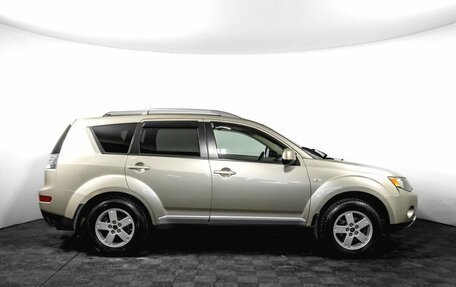 Mitsubishi Outlander III рестайлинг 3, 2007 год, 1 050 000 рублей, 4 фотография