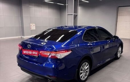 Toyota Camry, 2022 год, 3 555 000 рублей, 7 фотография