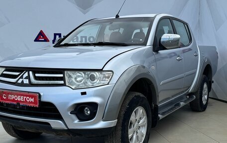 Mitsubishi L200 IV рестайлинг, 2014 год, 1 500 000 рублей, 3 фотография