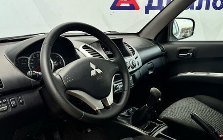 Mitsubishi L200 IV рестайлинг, 2014 год, 1 500 000 рублей, 22 фотография