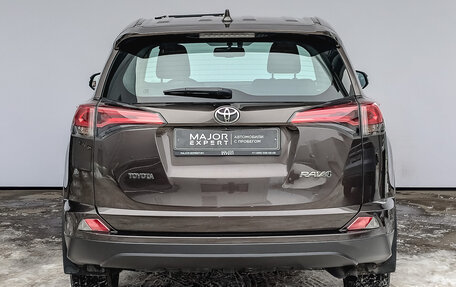 Toyota RAV4, 2018 год, 2 550 000 рублей, 6 фотография