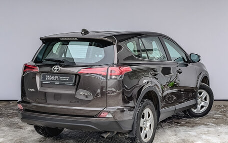 Toyota RAV4, 2018 год, 2 550 000 рублей, 5 фотография