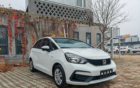 Honda Fit, 2021 год, 1 570 000 рублей, 3 фотография