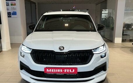 Skoda Kodiaq I, 2024 год, 6 650 000 рублей, 2 фотография