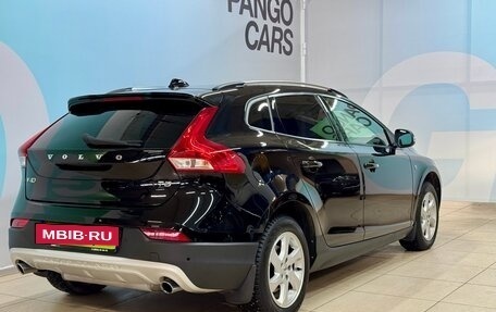 Volvo V40 Cross Country I, 2019 год, 2 040 000 рублей, 3 фотография