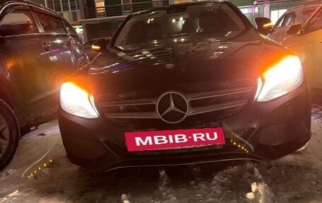 Mercedes-Benz C-Класс, 2015 год, 2 500 000 рублей, 8 фотография