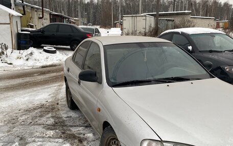 Hyundai Lantra II, 1997 год, 153 000 рублей, 2 фотография