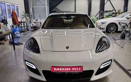 Porsche Panamera II рестайлинг, 2012 год, 2 800 000 рублей, 2 фотография