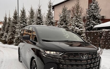 Toyota Alphard, 2024 год, 16 900 000 рублей, 3 фотография