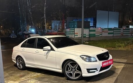 Mercedes-Benz C-Класс, 2012 год, 1 750 000 рублей, 6 фотография