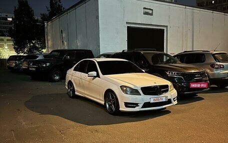 Mercedes-Benz C-Класс, 2012 год, 1 750 000 рублей, 8 фотография