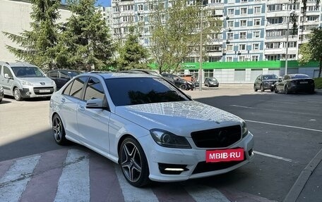 Mercedes-Benz C-Класс, 2012 год, 1 750 000 рублей, 10 фотография