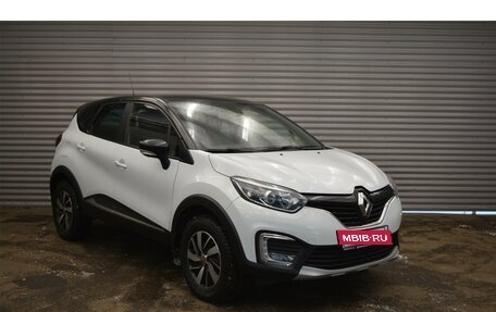 Renault Kaptur I рестайлинг, 2017 год, 1 425 000 рублей, 3 фотография