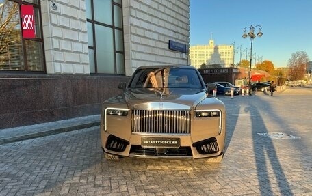 Rolls-Royce Cullinan, 2024 год, 102 000 000 рублей, 2 фотография