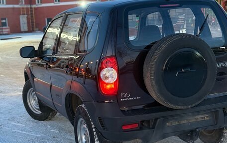 Chevrolet Niva I рестайлинг, 2011 год, 650 000 рублей, 5 фотография