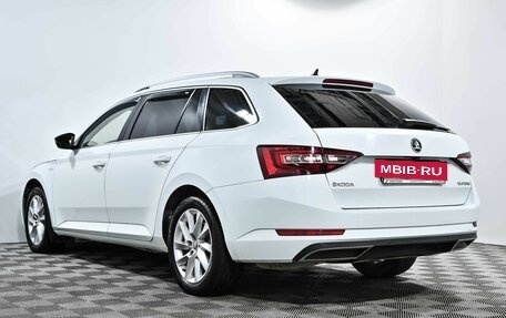 Skoda Superb III рестайлинг, 2017 год, 2 132 000 рублей, 6 фотография