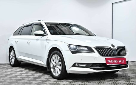 Skoda Superb III рестайлинг, 2017 год, 2 132 000 рублей, 3 фотография