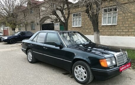 Mercedes-Benz E-Класс, 1992 год, 350 000 рублей, 4 фотография