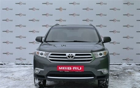 Toyota Highlander III, 2011 год, 1 950 000 рублей, 2 фотография