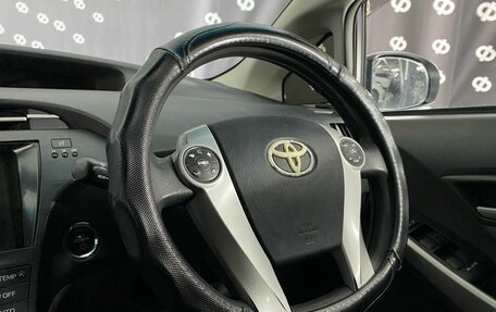 Toyota Prius, 2010 год, 899 000 рублей, 20 фотография