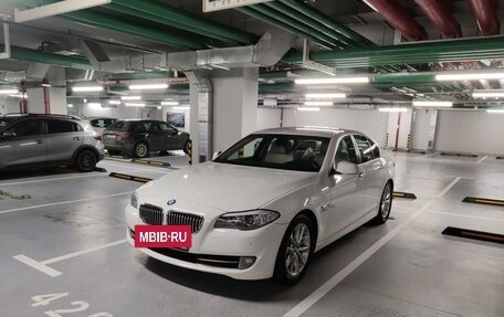 BMW 5 серия, 2011 год, 2 300 000 рублей, 10 фотография