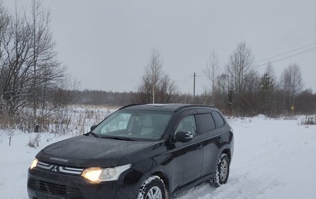 Mitsubishi Outlander III рестайлинг 3, 2012 год, 1 299 000 рублей, 1 фотография