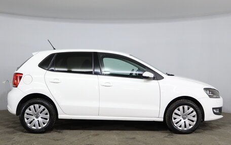 Volkswagen Polo VI (EU Market), 2013 год, 930 000 рублей, 4 фотография