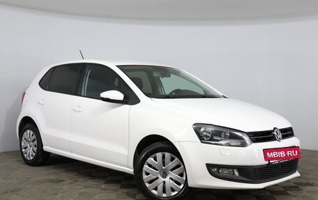 Volkswagen Polo VI (EU Market), 2013 год, 930 000 рублей, 3 фотография