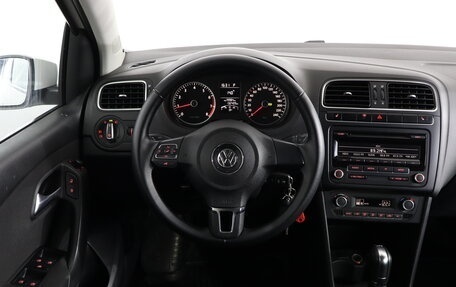 Volkswagen Polo VI (EU Market), 2013 год, 930 000 рублей, 11 фотография