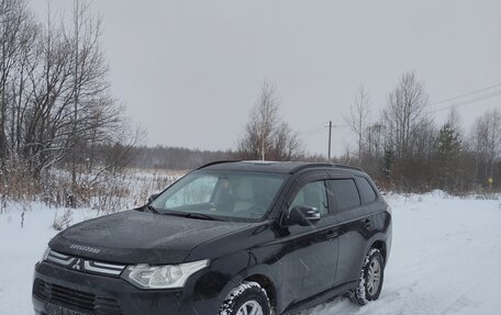 Mitsubishi Outlander III рестайлинг 3, 2012 год, 1 299 000 рублей, 5 фотография