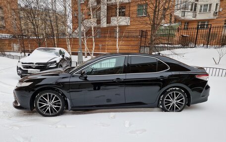 Toyota Camry, 2021 год, 3 650 000 рублей, 3 фотография