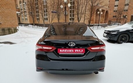 Toyota Camry, 2021 год, 3 650 000 рублей, 5 фотография