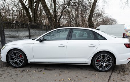 Audi A4, 2018 год, 3 600 000 рублей, 13 фотография