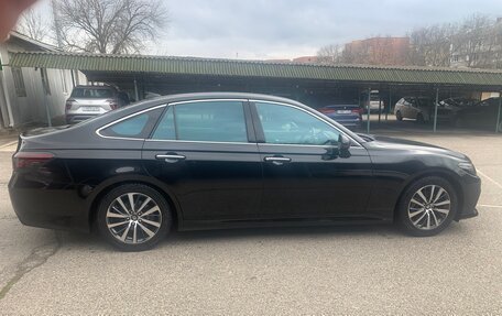 Toyota Crown, 2018 год, 3 600 000 рублей, 9 фотография