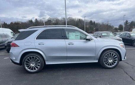 Mercedes-Benz GLE, 2024 год, 12 942 000 рублей, 2 фотография