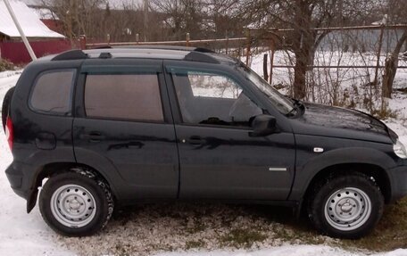 Chevrolet Niva I рестайлинг, 2013 год, 490 000 рублей, 5 фотография